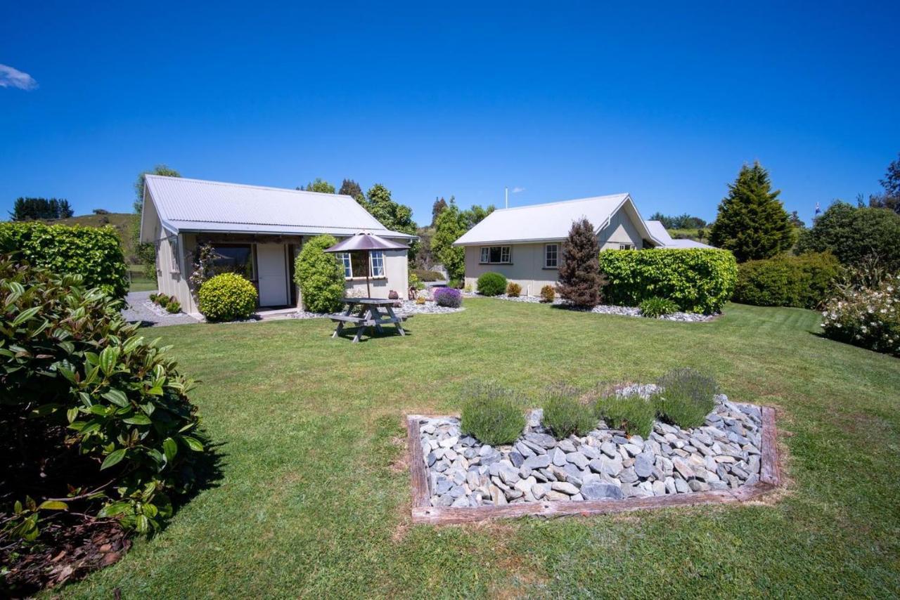 Blue Thistle Cottages Te Anau Exterior foto